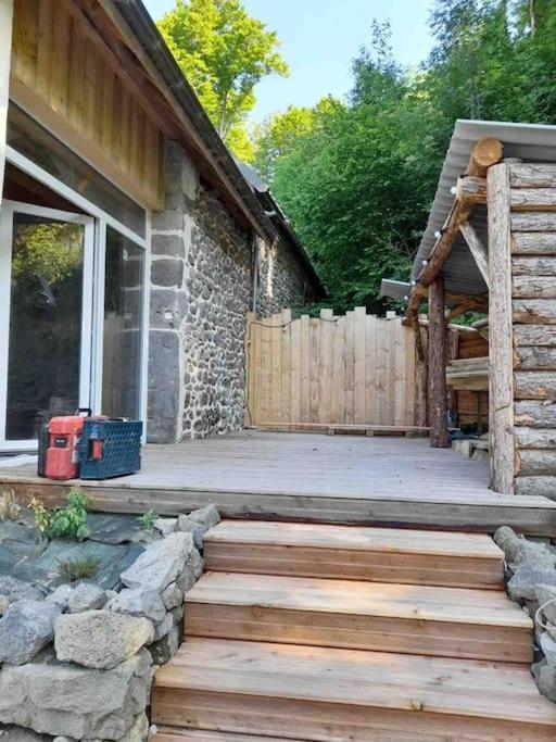 La Grange De La Gratade Villa Rochefort-Montagne Eksteriør bilde